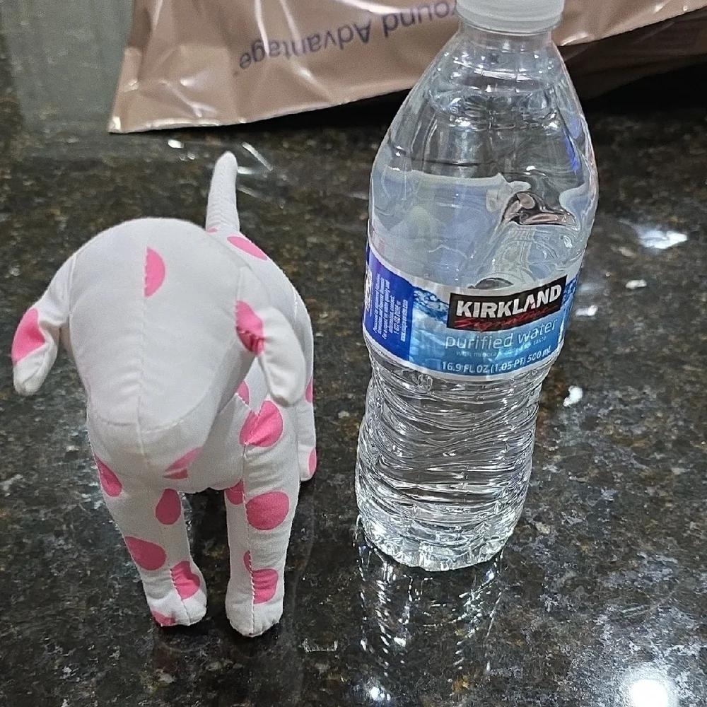 Victoria's Secret Pink Dog - Picture 5 of 5